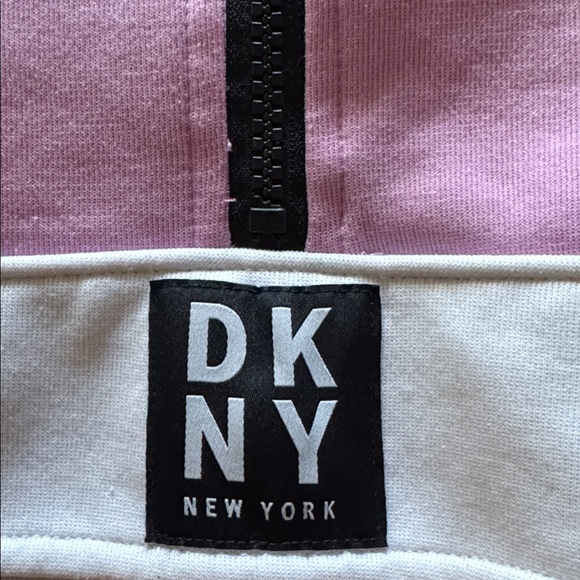 DKNY Women's 1/2 Zip‎ Pullover sweatshirt lightweight sporty Jacket Sz XL - Picture 8 of 12